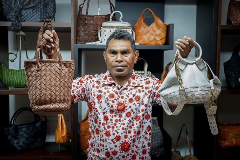 Kisah Nyata di Balik Web Perusahaan Tas: Bagaimana 3 Pabrik Jepara Mengubah Website Jadi Gerbang Pendapatan
